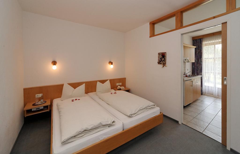 Landhaus Maria Bed&Breakfast Hotel Regen Phòng bức ảnh